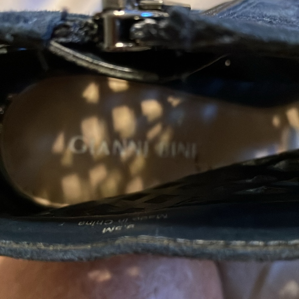 2/$40 Navy Blue Lace-Up Block Heels Open Toe Inside Heavy Duty Zipper Sz 9.5M - Picture 6 of 10